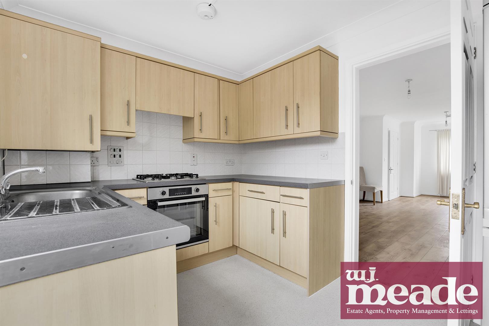 3 bed property in Swaton Road, Bow, London